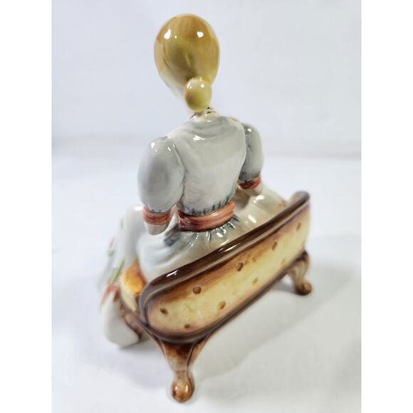 Josef Originals Collectibles Figurines Vintage Rare Mother Sitting With Child - Picture 5 of 9